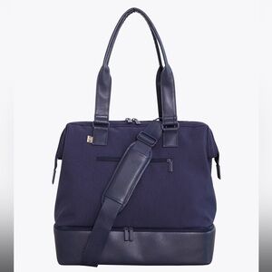 Beis Navy Mini Weekender EUC! 🌟 (Copy)